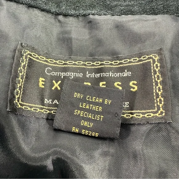 Express Leather Mini Skirt A-Line Button Fly Mid Rise Lined Black Biker Gothic - Picture 6 of 9